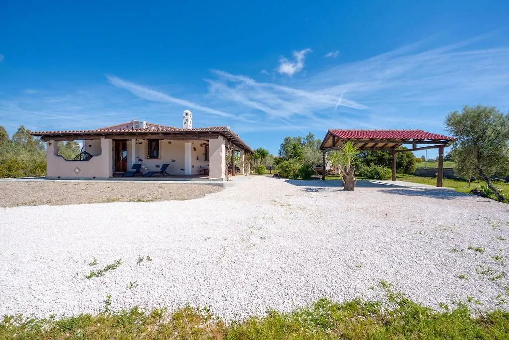 Villa Orgoi, Immersa Nel Verde
